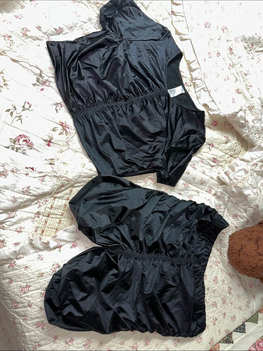 Good American Black Women's High-Waist Shorts